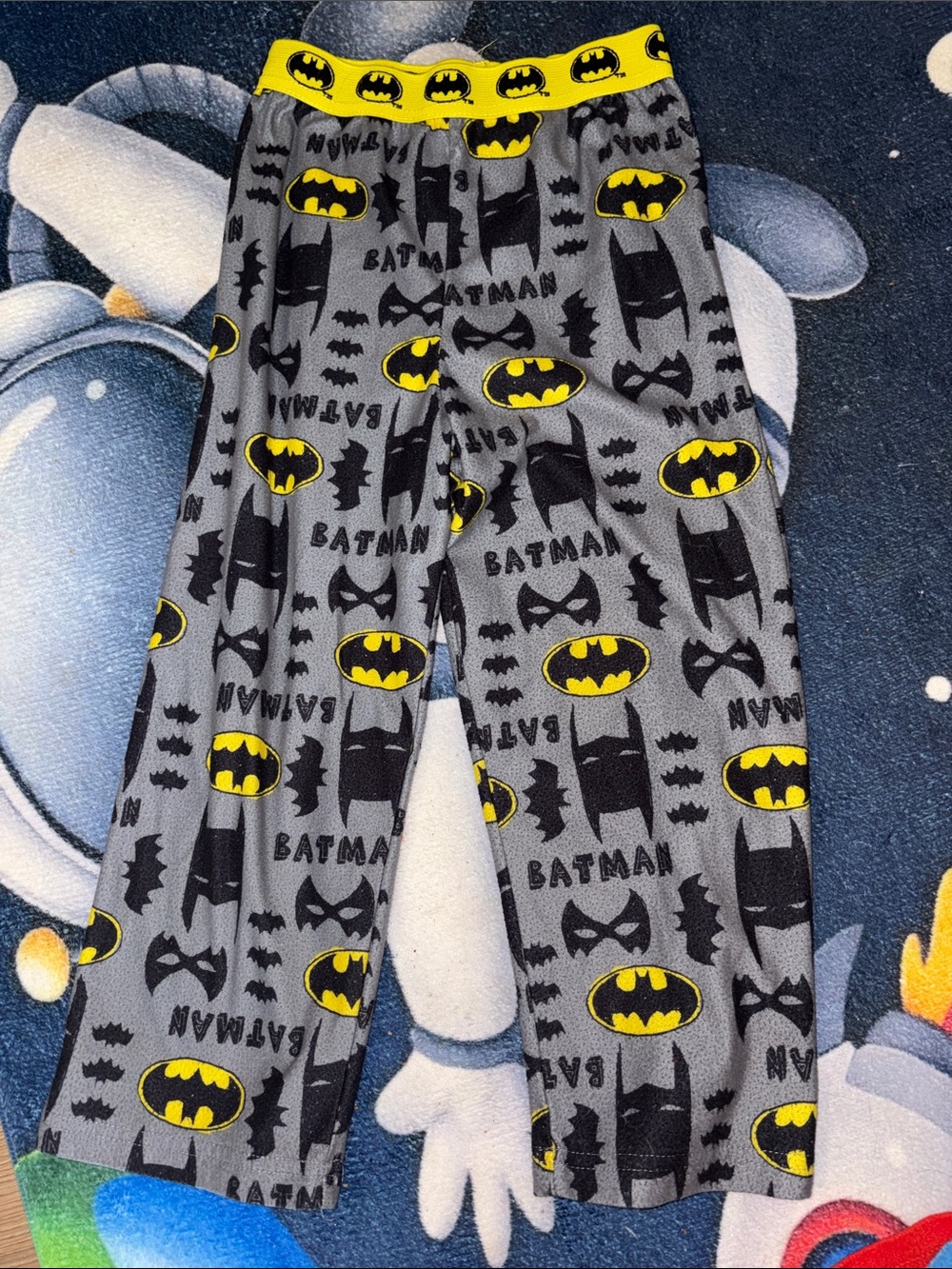 3/$20! Boys small size 4-5 Batman pj comfy Batman Kids Grey Yellow Pajama Pants